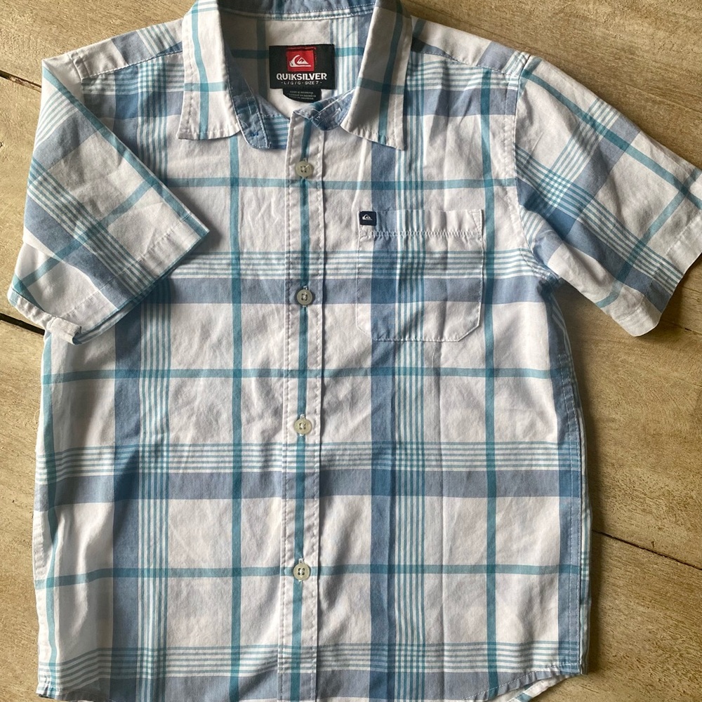 QUIKSILVER Boys short sleeve button up shirt